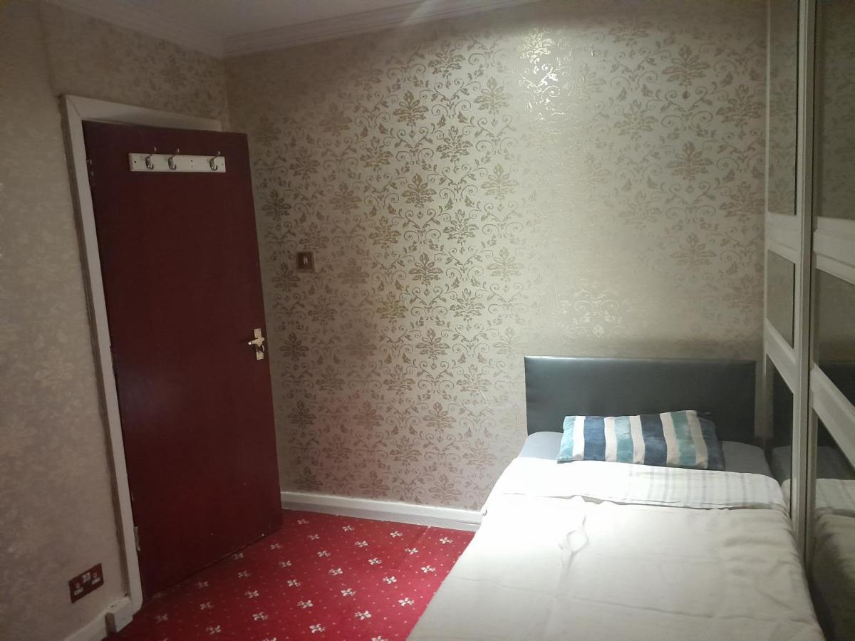 Lovely 1-Bed Studio In London Leilighet Eksteriør bilde