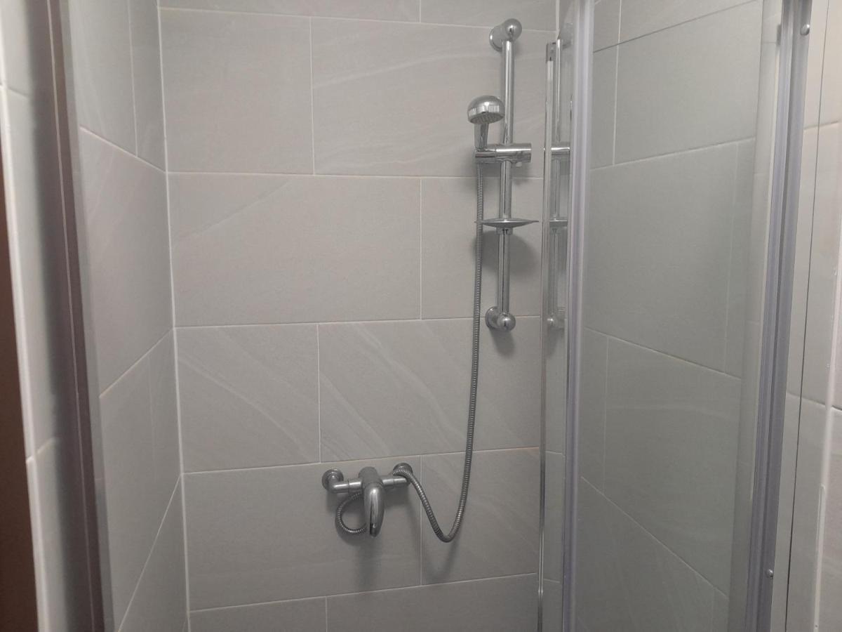Lovely 1-Bed Studio In London Leilighet Eksteriør bilde