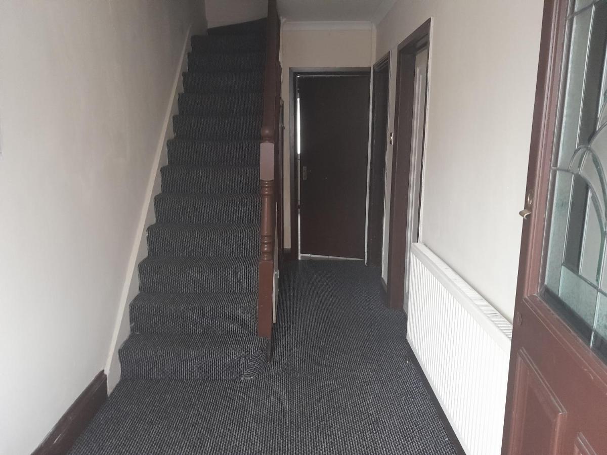 Lovely 1-Bed Studio In London Leilighet Eksteriør bilde